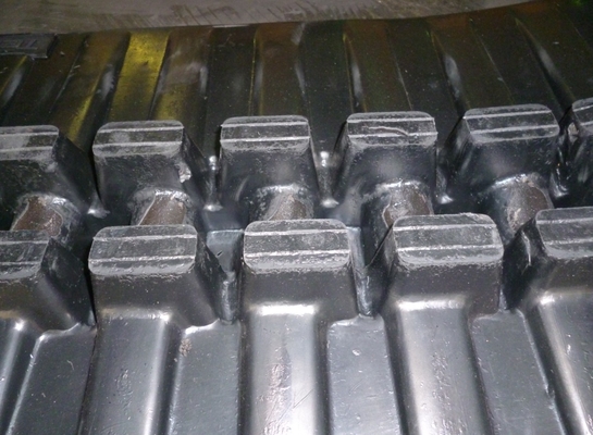 450x71x86 308BSR Excavator Goma Track Tổng chiều dài 71x86 6106mm