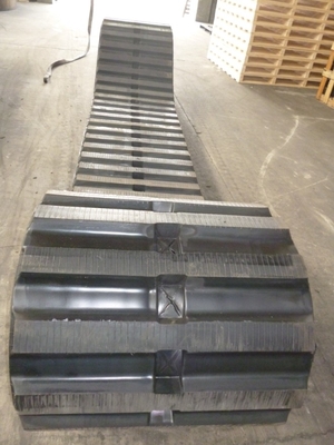 700x125x78 OEM Ít thiệt hại đất LD700 đường cao su