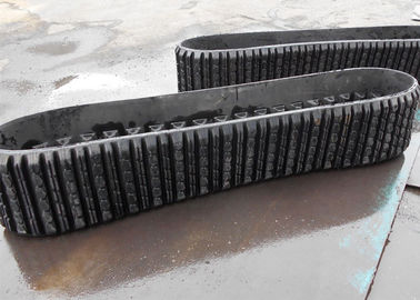 Màu đen Thiết bị nặng Đường mòn cao su, Chống ăn mòn Caterpillar Rubber Tracks