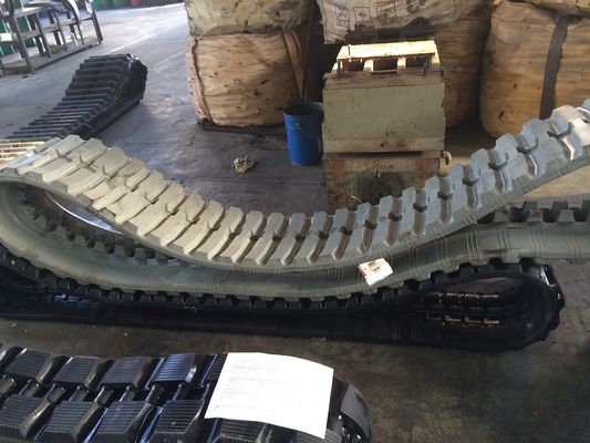 420x100x54 Block Tread Cralwer MX55 Excavator Rubber Track