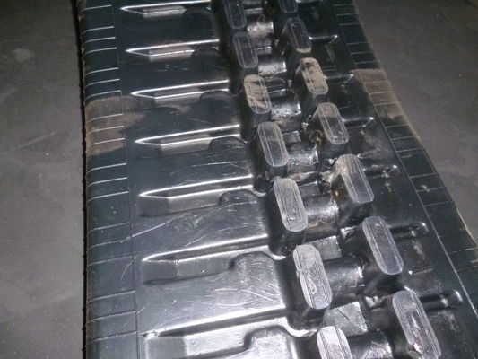 300x55.5x82 Off-Set VIO30.5 Bộ phận phụ tùng máy đào Đường cao su