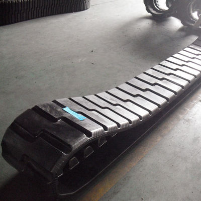 Extreme Duty Paver đường ray 457x152.4x57 cho Cedarapids CR561 CR562 CR662 Smooth Tread