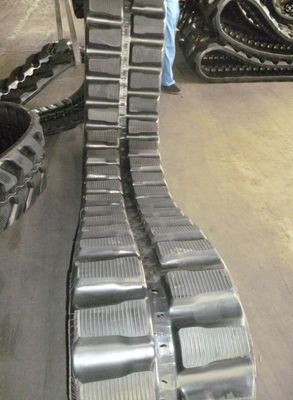 Đường cao su 450 * 71 * 82 máy đào Đường cao su phù hợp với máy đào 307C