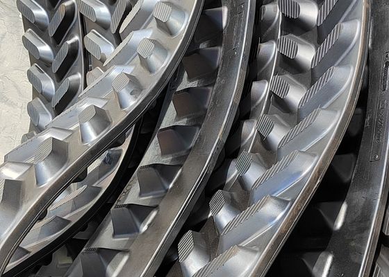 xích cao su 300X127X32 cho Máy kéo M8540, 3C878-49010