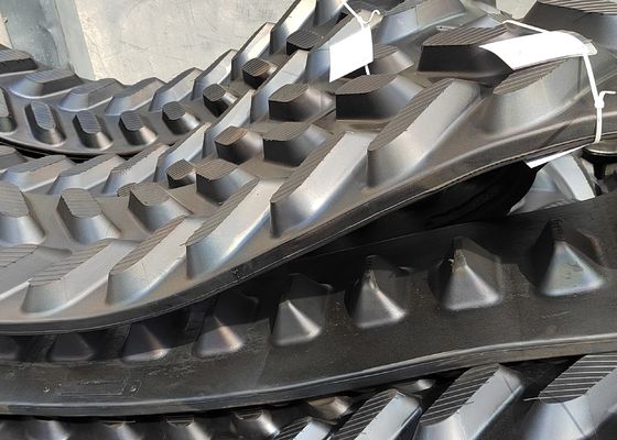 xích cao su 300X127X32 cho Máy kéo M8540, 3C878-49010