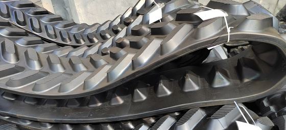 Cầm cao su 300x127x32 Cầm cao su cho Kubota M5091 Power Crawler