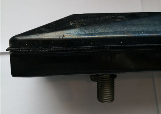 OEM 190mm Pitch Bolt trên máy xúc cao su