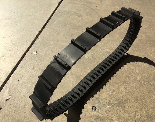 Chiều rộng 32mm Đường đi xe lăn cao su nhỏ không khớp 66 Liên kết